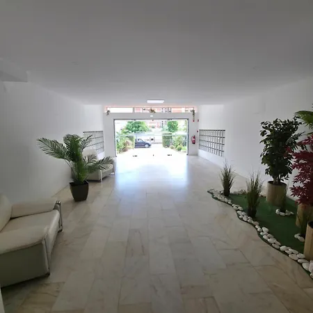 Casa Bella Sun, 4 Min Walk Da Rocha With Pool 아파트 포티마오